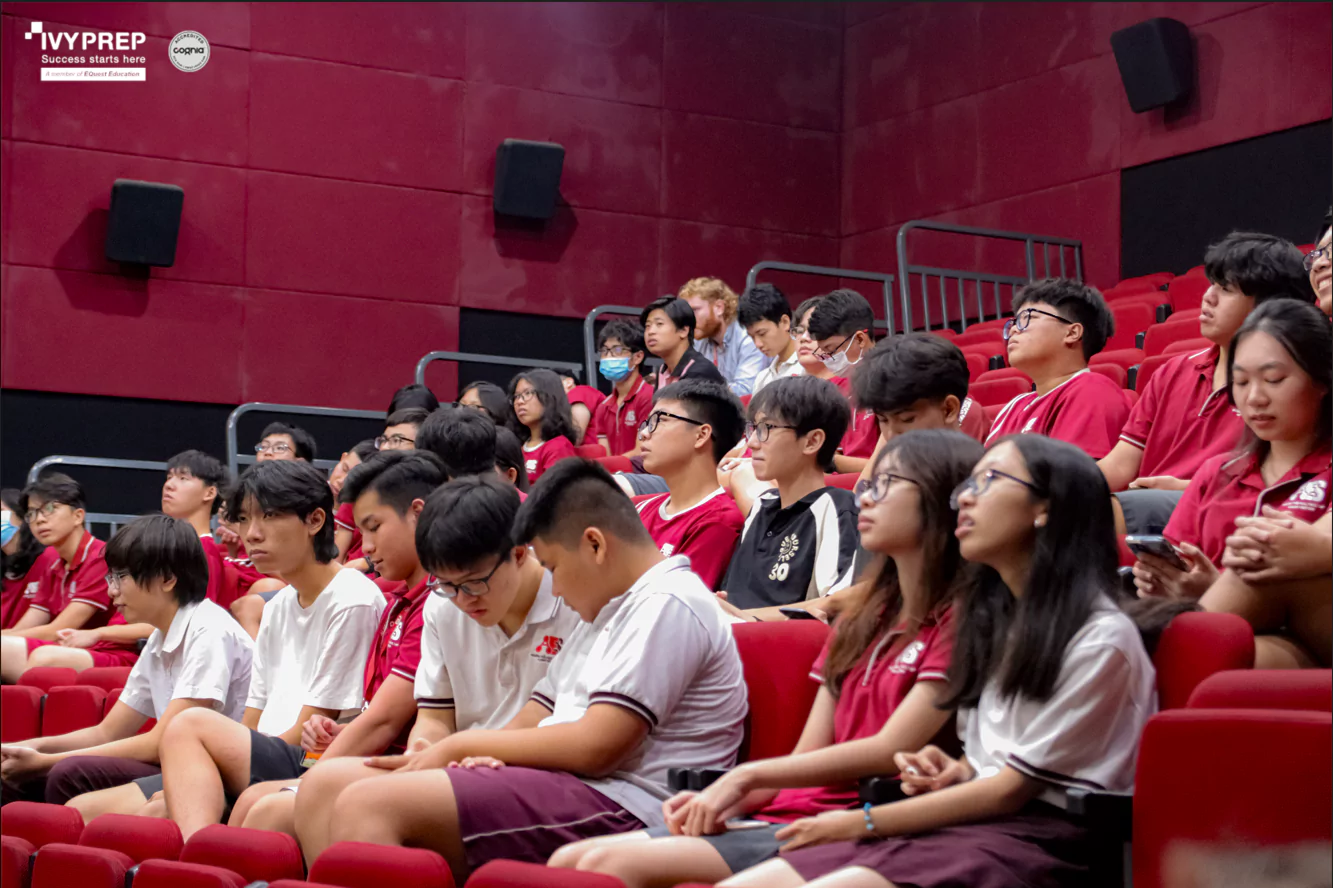 CÙNG IVYPREP EDUCATION ĐỊNH HƯỚNG NGHỀ NGHIỆP VỀ NGÀNH TRUYỀN THÔNG – MARKETING VÀ PHÁT TRIỂN KỸ NĂNG NGOẠI NGỮ TRONG CHUỖI SCHOOLTOUR THÁNG 5