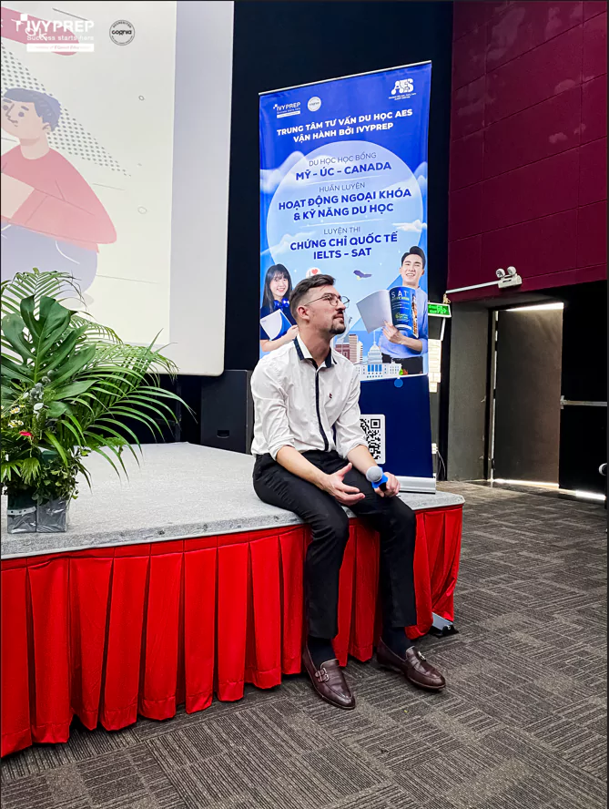 CÙNG IVYPREP EDUCATION ĐỊNH HƯỚNG NGHỀ NGHIỆP VỀ NGÀNH TRUYỀN THÔNG – MARKETING VÀ PHÁT TRIỂN KỸ NĂNG NGOẠI NGỮ TRONG CHUỖI SCHOOLTOUR THÁNG 5