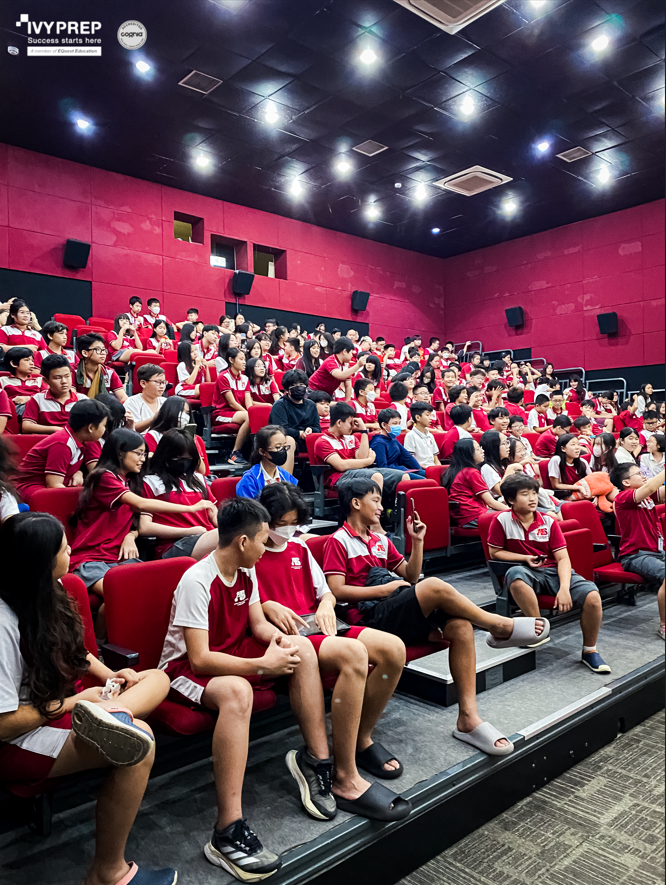 CÙNG IVYPREP EDUCATION ĐỊNH HƯỚNG NGHỀ NGHIỆP VỀ NGÀNH TRUYỀN THÔNG – MARKETING VÀ PHÁT TRIỂN KỸ NĂNG NGOẠI NGỮ TRONG CHUỖI SCHOOLTOUR THÁNG 5